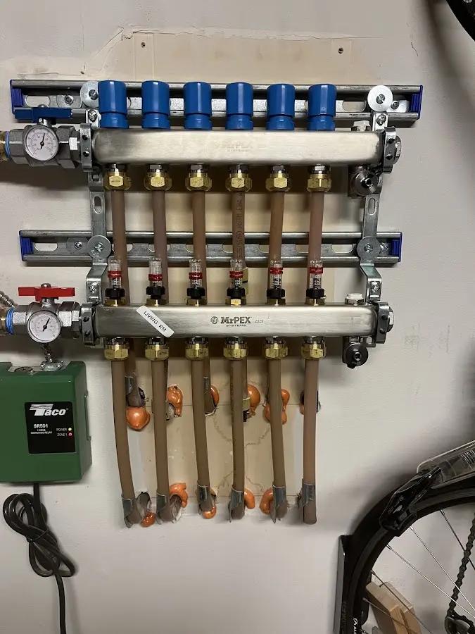 Plumber performing Gas Leak Detection at a residential property in Kenhorst